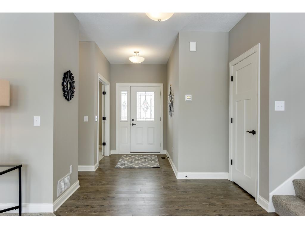 525 Castle Ridge Road Watertown, MN 55388 - Photo 3 of 20 Gallery Image 3