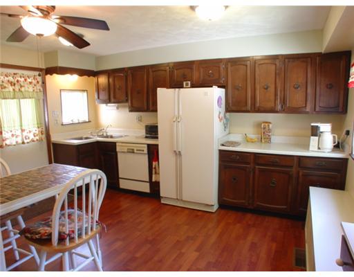 235 Redstone Furnace Road Uniontown, PA 15401 - Photo 6 of 17 Kitchen.