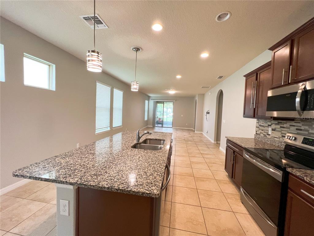 16229 Pebble Bluff Loop Winter Garden, FL 34787 - Photo 33 of 45