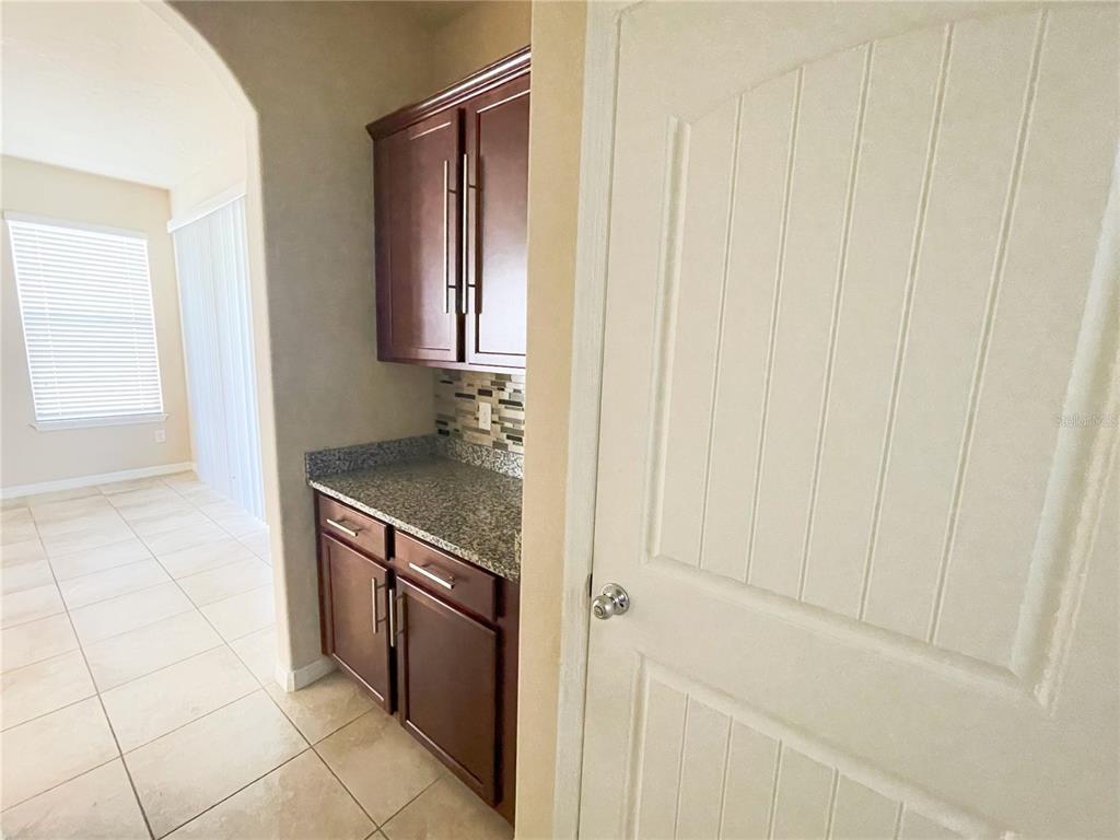 16229 Pebble Bluff Loop Winter Garden, FL 34787 - Photo 10 of 45