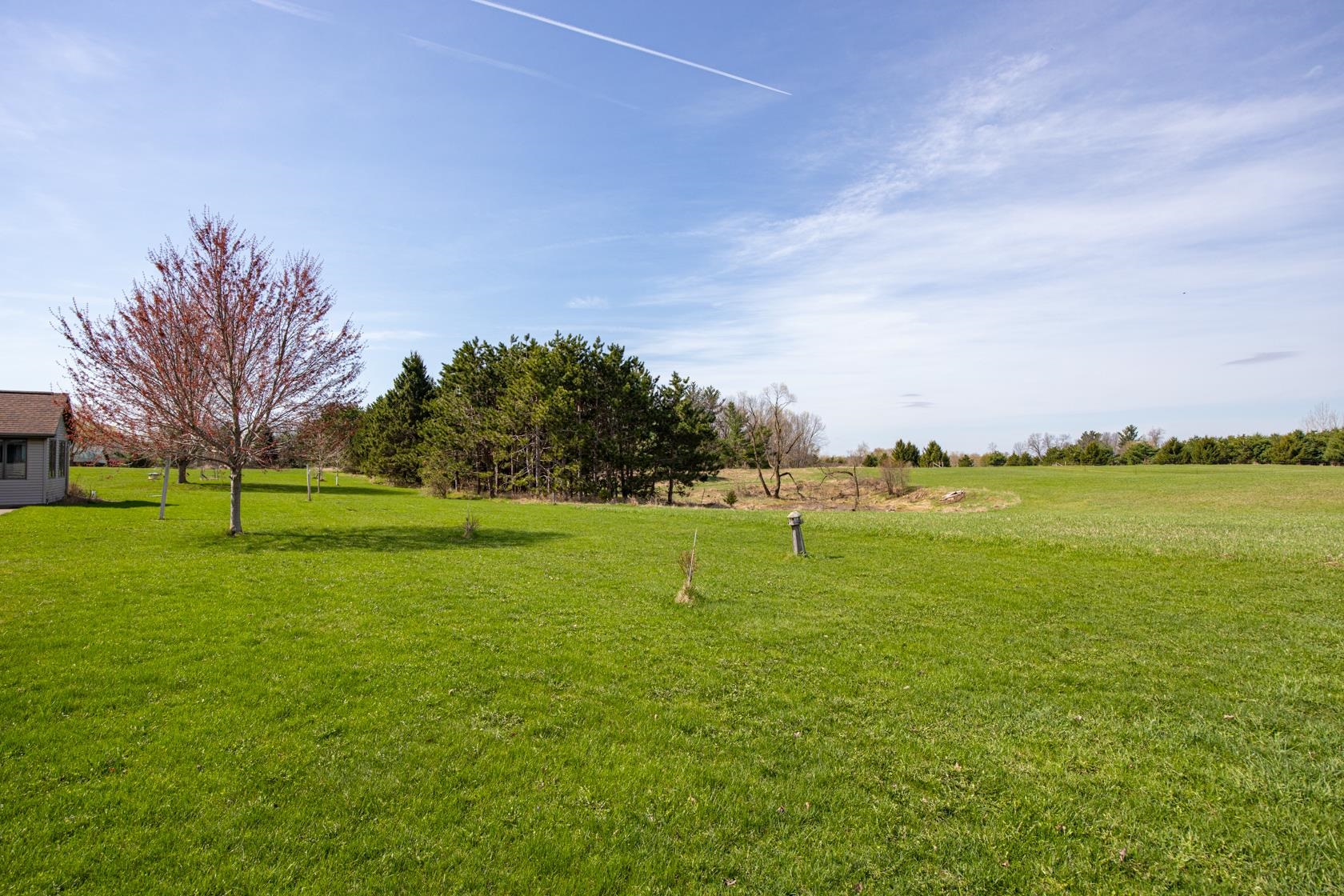 N4575 Larry Road New London, WI 54961 - Photo 11 of 36