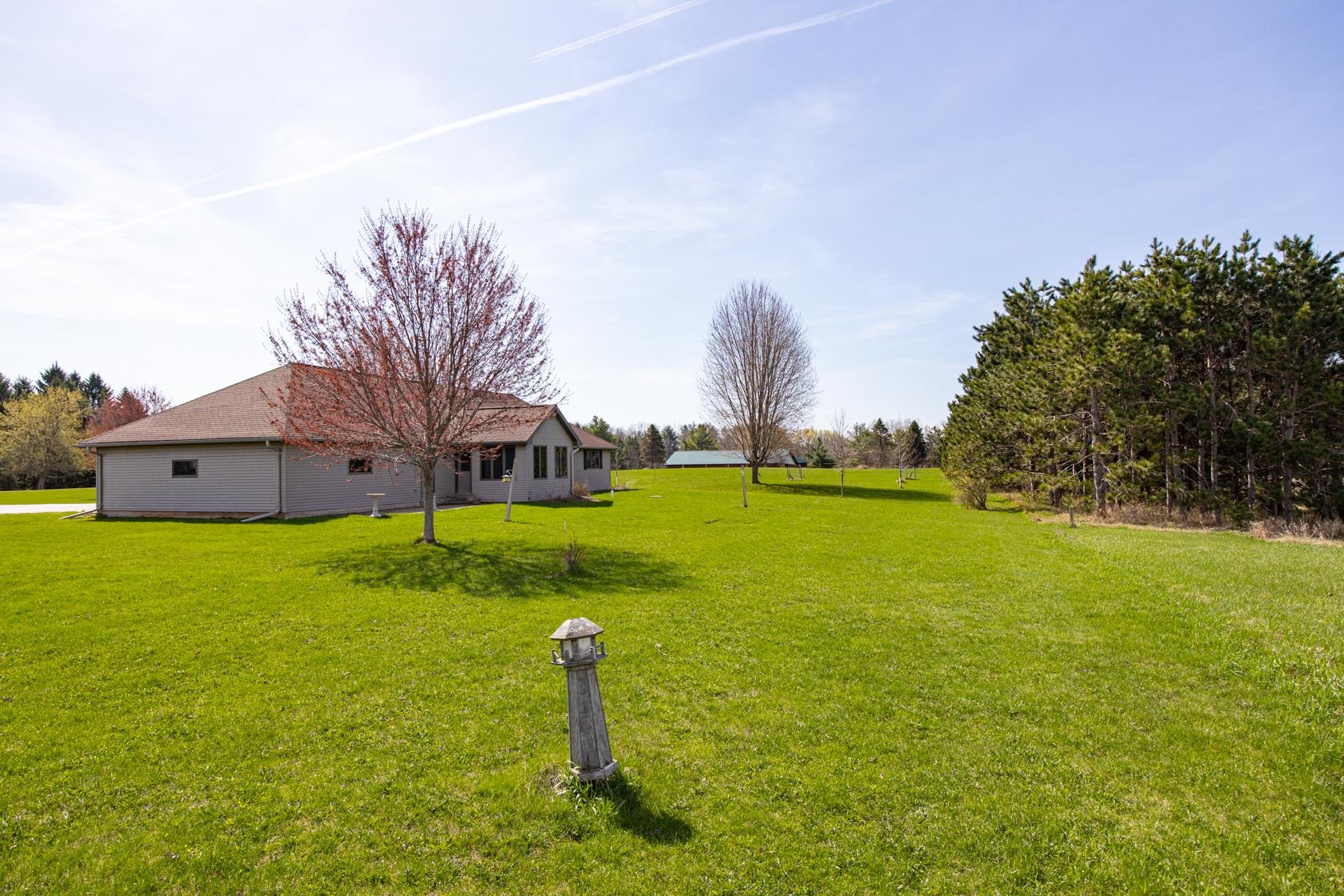 N4575 Larry Road New London, WI 54961 - Photo 12 of 36
