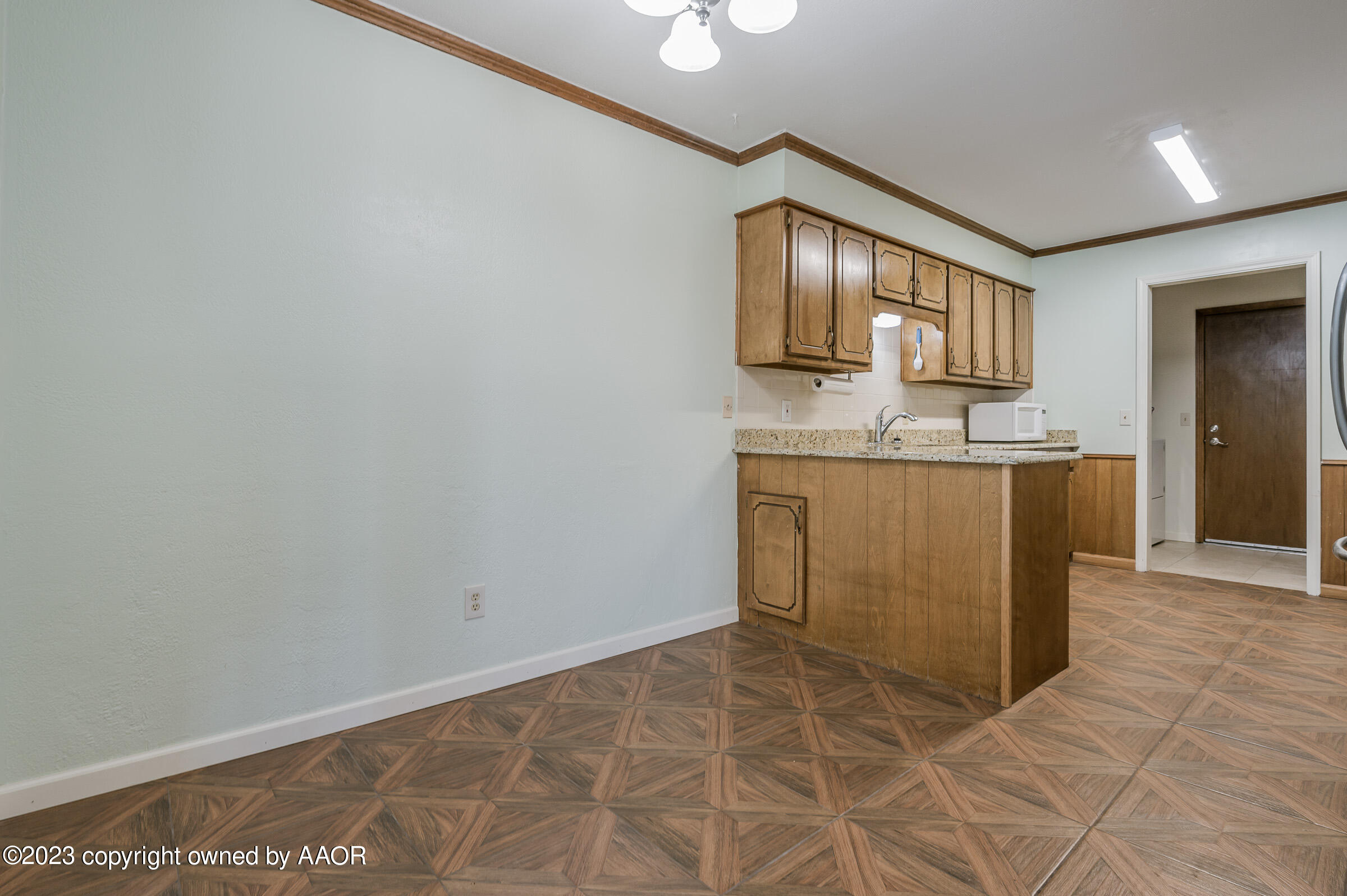 101 Valleyview Road Canyon, TX 79015 - Photo 6 of 17 Dining Area