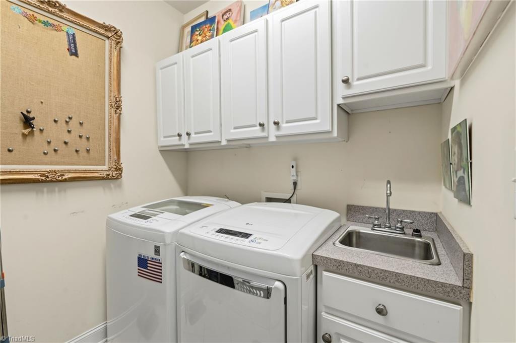 4221 Pennfield Way High Point, NC 27262 - Photo 17 of 49