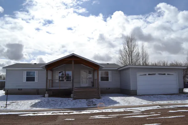 $199,000 | 42 Carothers Avenue, Fort Bridger, WY 82933