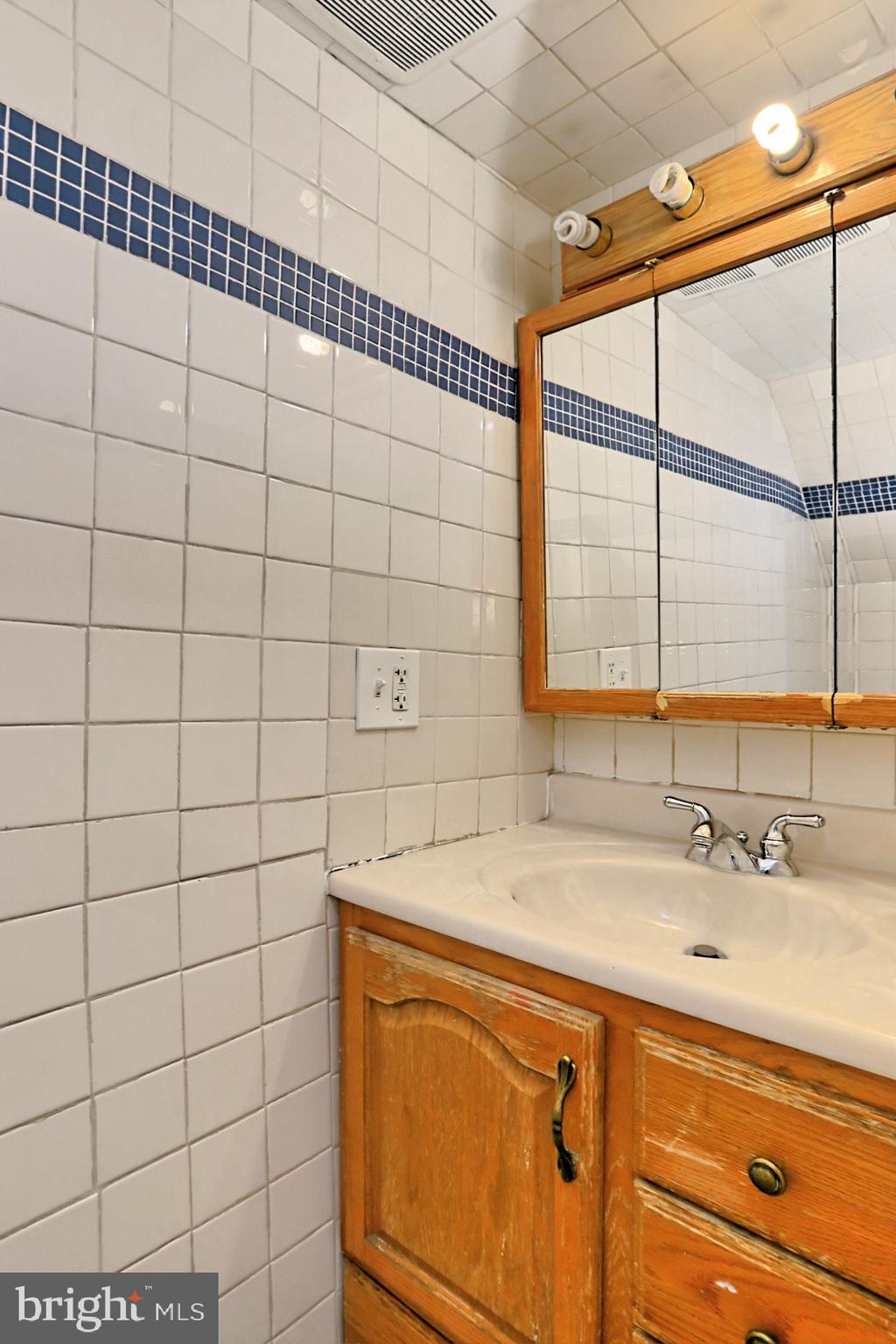 6478 Franconia Road Springfield, VA 22150 - Photo 38 of 43