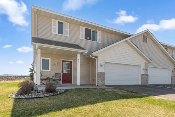 $329,900 | 4312 Blakewood Drive, Shakopee, MN 55379