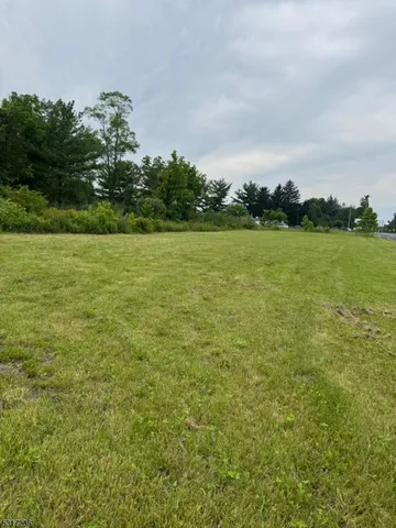 $275,000 | 304 Highway 31, Hopewell, NJ 08525