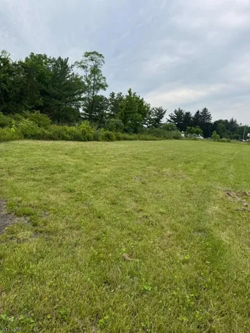$275,000 | 304 Highway 31, Hopewell, NJ 08525