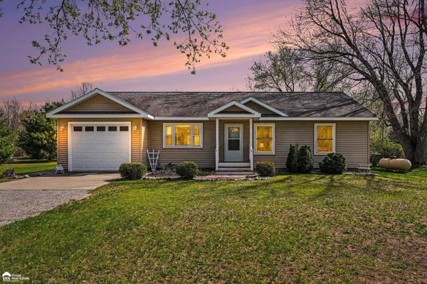 $184,900 | 510 East Main Street, Hale, MI 48739