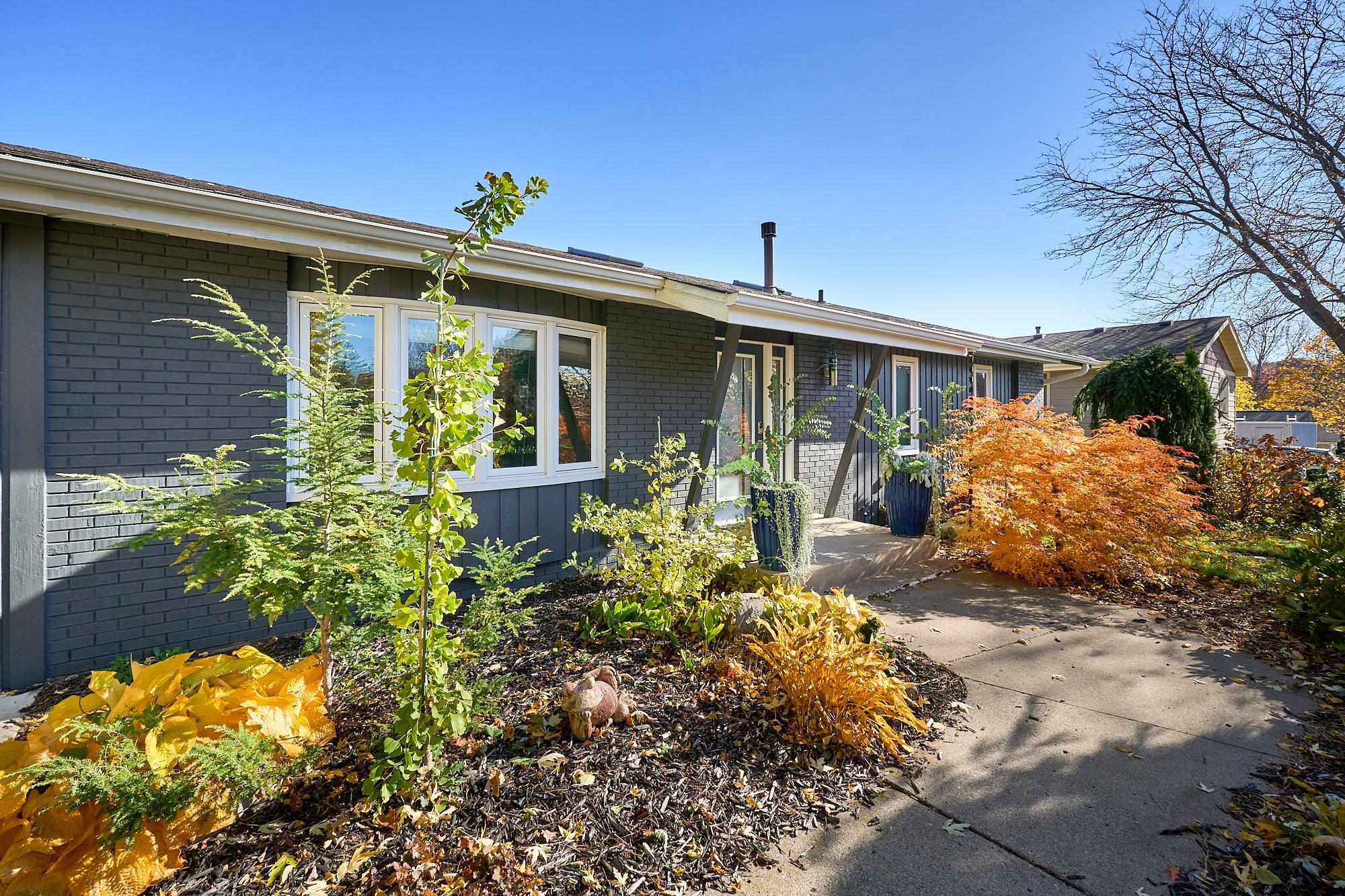 7870 Ranchview Lane North Maple Grove, MN 55311 - Photo 2 of 30