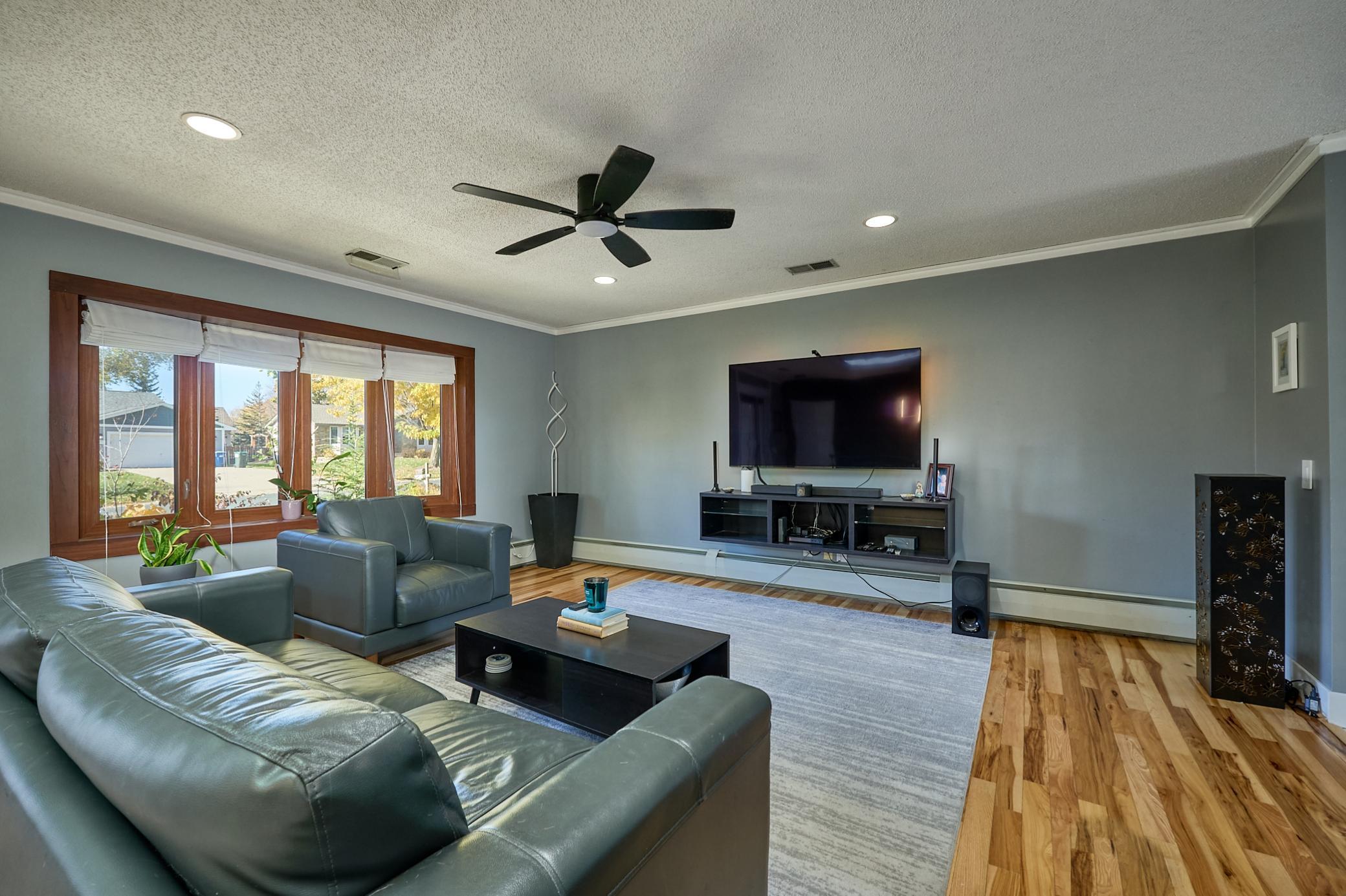 7870 Ranchview Lane North Maple Grove, MN 55311 - Photo 7 of 30