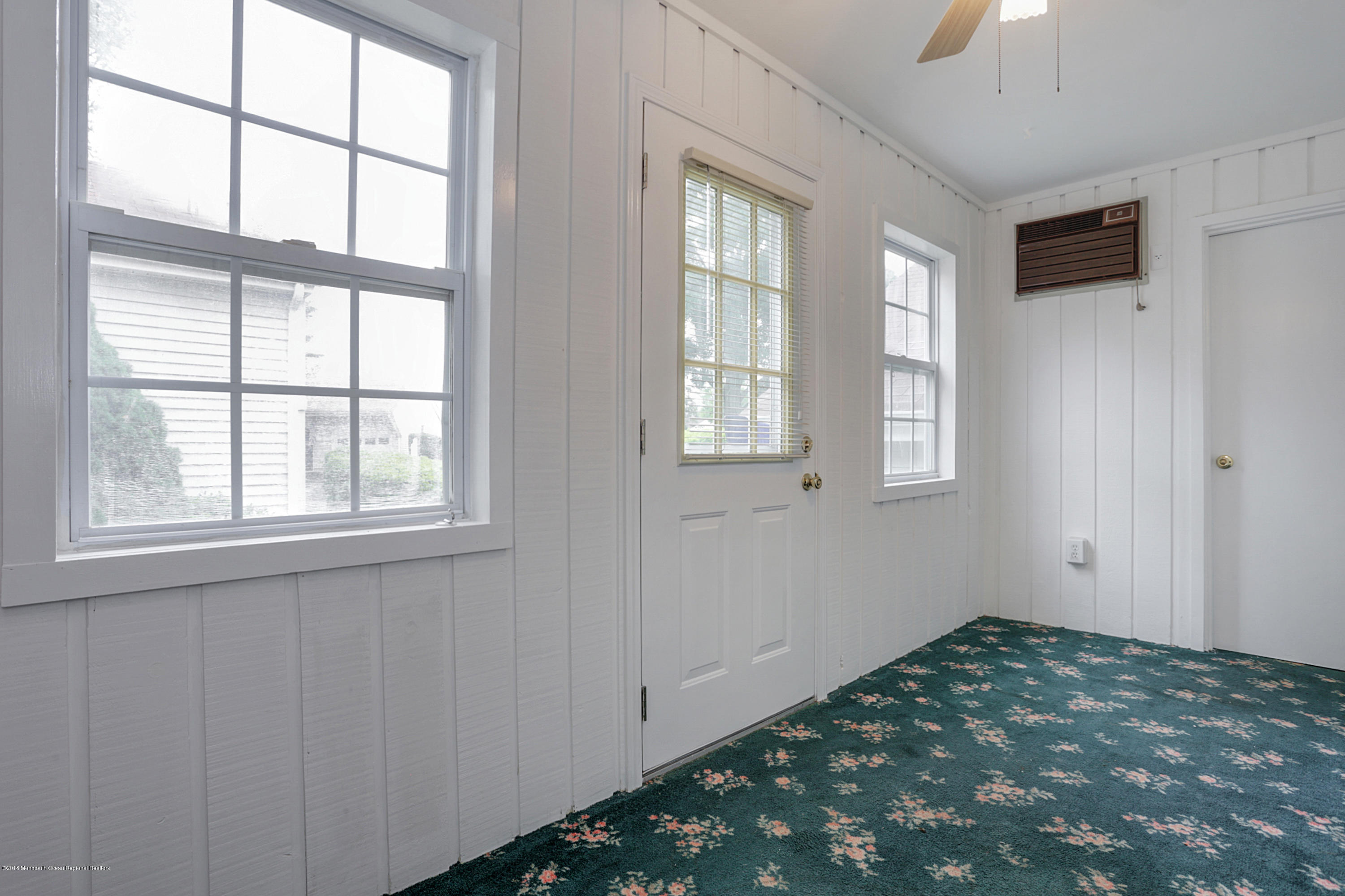 11 B Zacatin Road, Unit 1000 Freehold, NJ 07728 - Photo 14 of 18 IMG_8699_700_701_fused