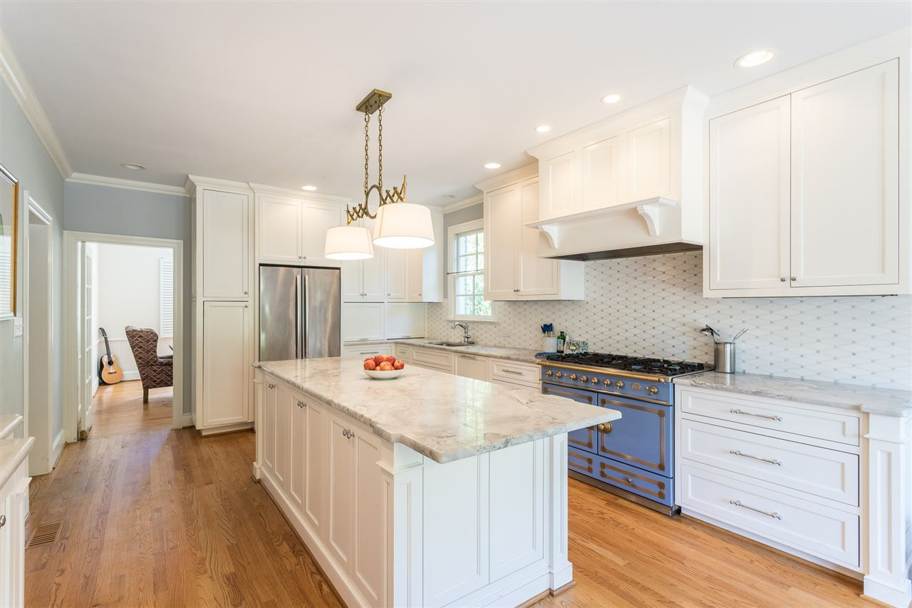 1424 Canterbury Road Raleigh, NC 27608 - Photo 11 of 29 Photo 11