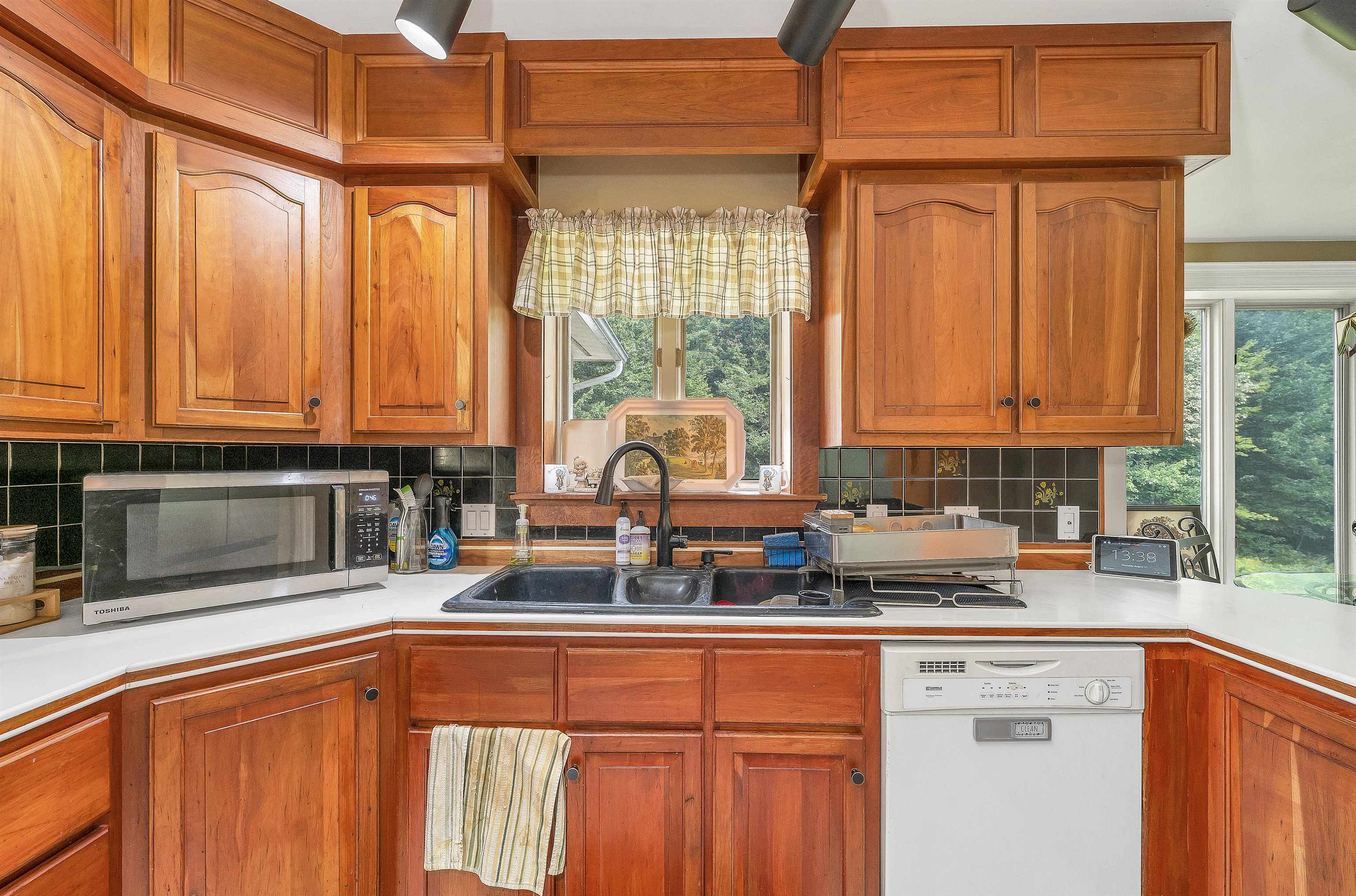 433 Hurricane Road Belmont, NH 03220 - Photo 17 of 53 Gallery Image 17