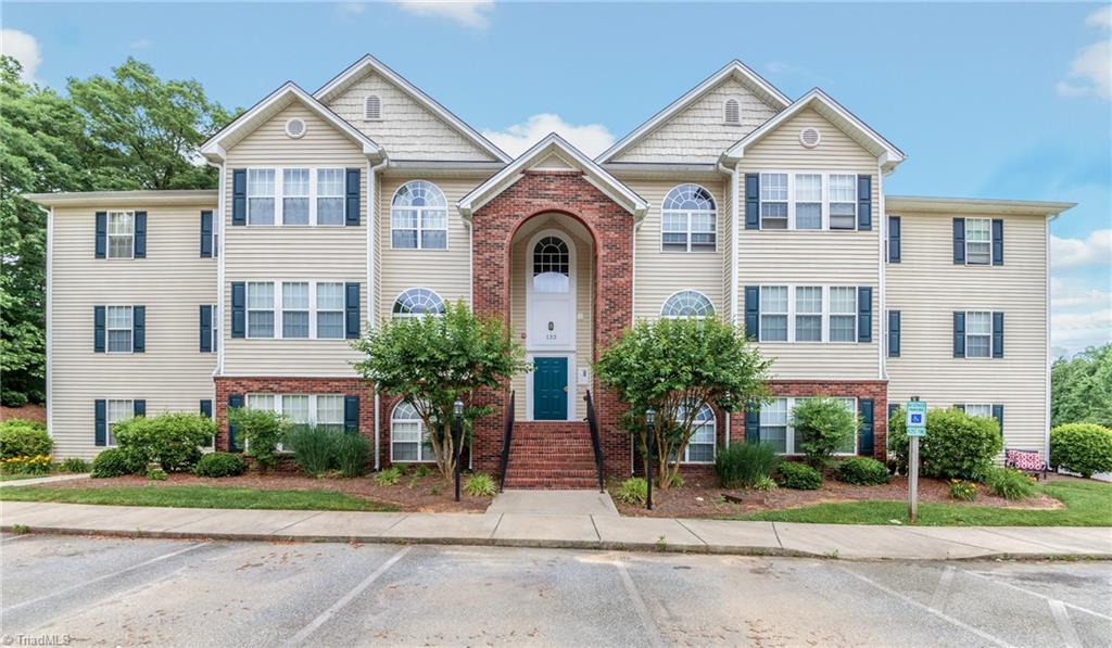 133 James Road, Unit 3B High Point, NC 27265 - Photo 1 of 15 Gallery Image 1