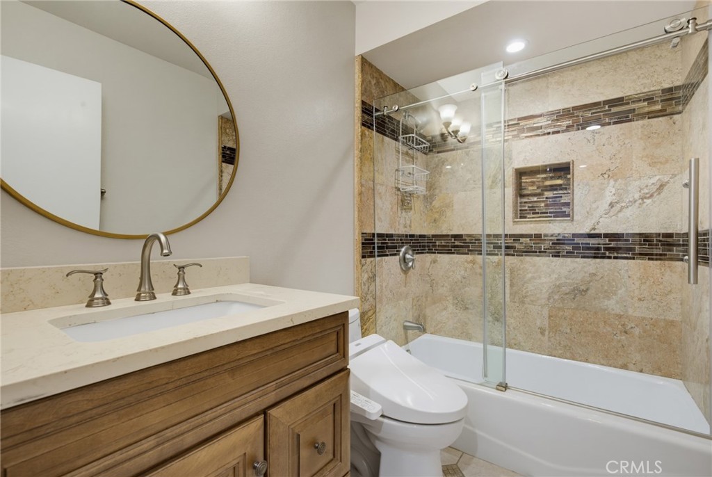 21901 Burbank Boulevard Woodland Hills, CA 91367 - Photo 17 of 30