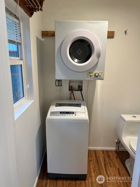 19425 Beall Road Southwest, Unit EAST Vashon, WA 98070 - Photo 7 of 8