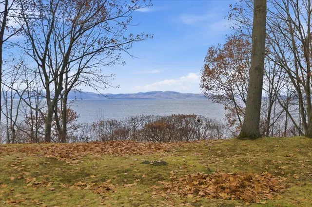 $489,000 | 53 Northshore Drive, Burlington, VT 05408