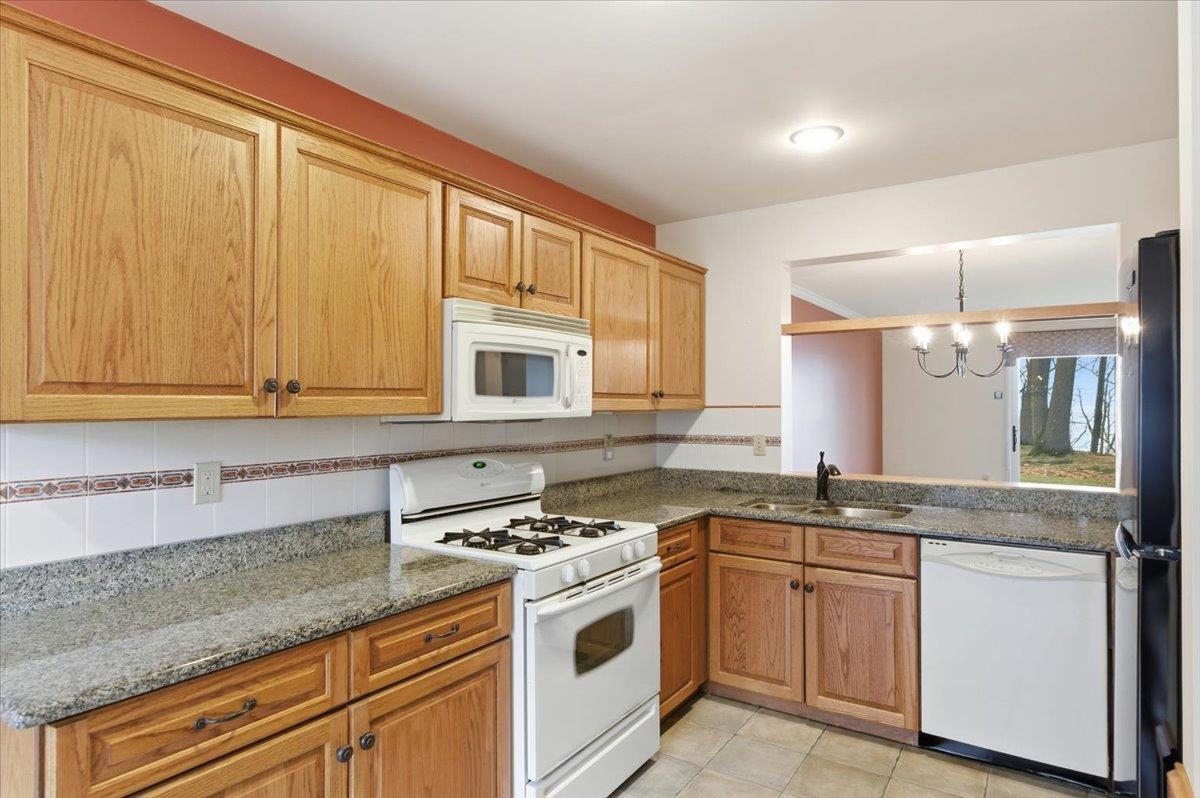 53 Northshore Drive Burlington, VT 05408 - Photo 34 of 60