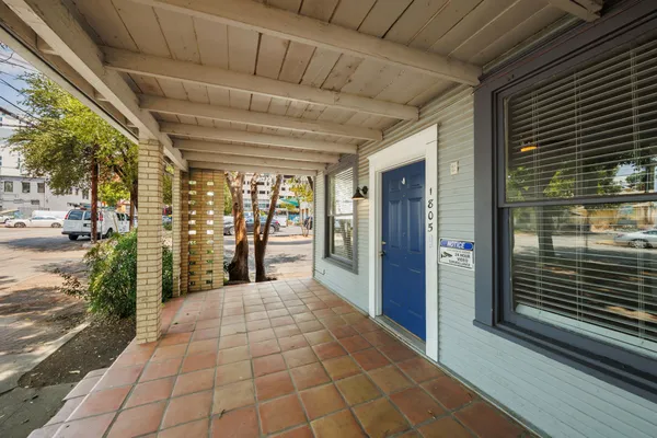 $2,400 | 1805 Nueces Street, Austin, TX 78701