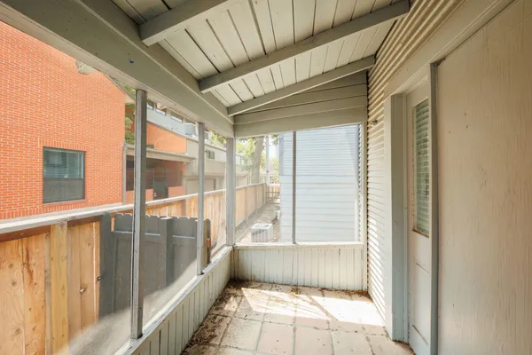 $2,400 | 1805 Nueces Street, Austin, TX 78701