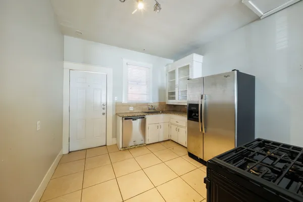 $2,400 | 1805 Nueces Street, Austin, TX 78701