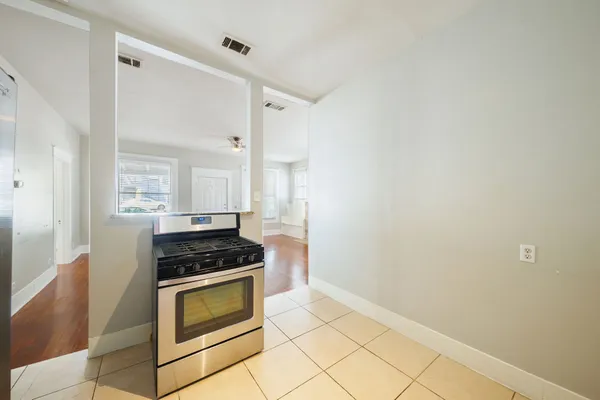 $2,400 | 1805 Nueces Street, Austin, TX 78701