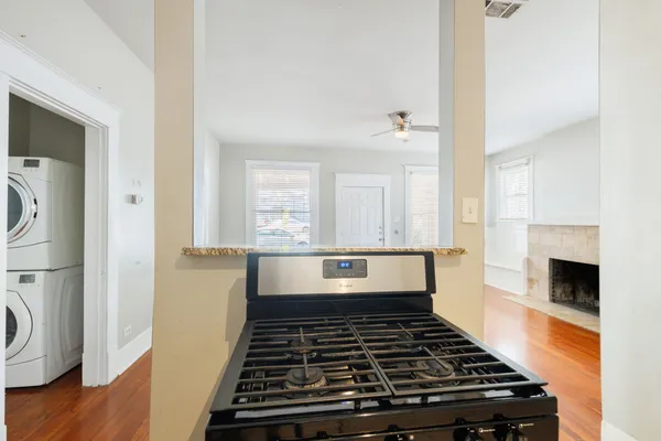 $2,400 | 1805 Nueces Street, Austin, TX 78701