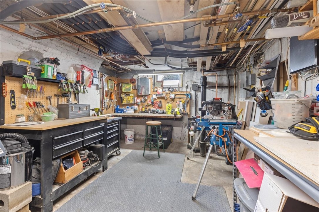 116 Glen Road Woonsocket, RI 02895 - Photo 43 of 48