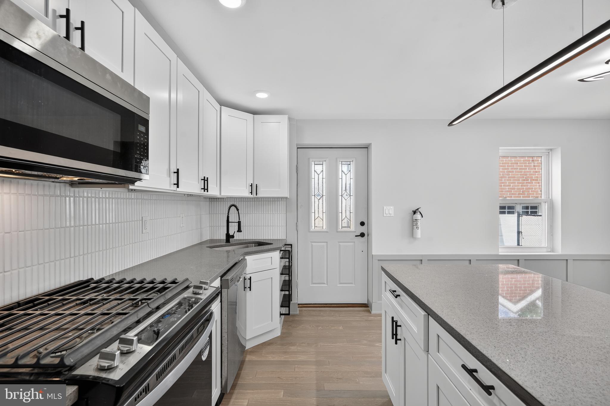 3044 North Merrimac Road Camden, NJ 08104 - Photo 9 of 21