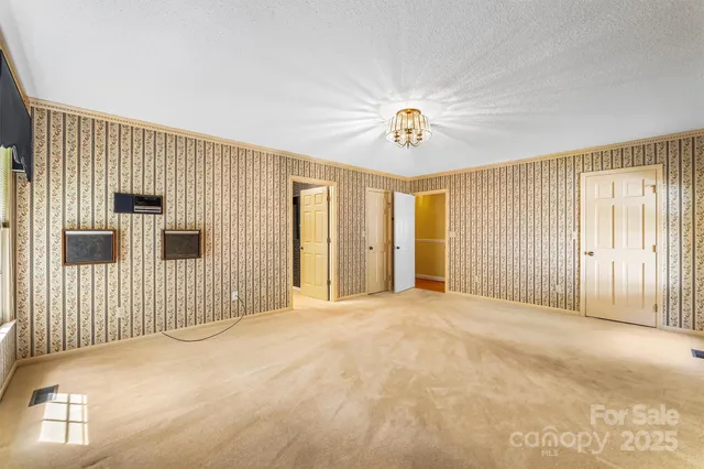 $485,000 | 200 Woodland Drive, Marion, NC 28752