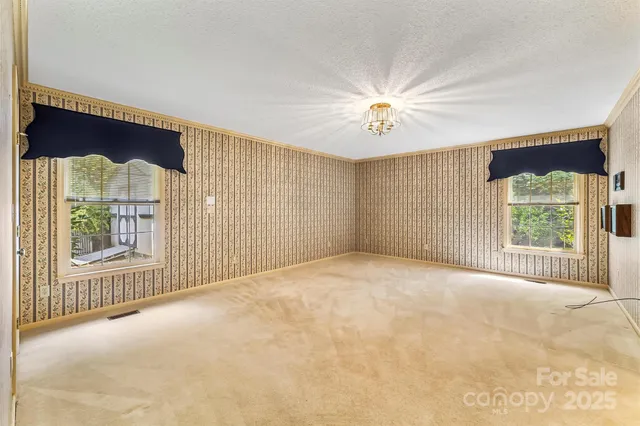 $485,000 | 200 Woodland Drive, Marion, NC 28752