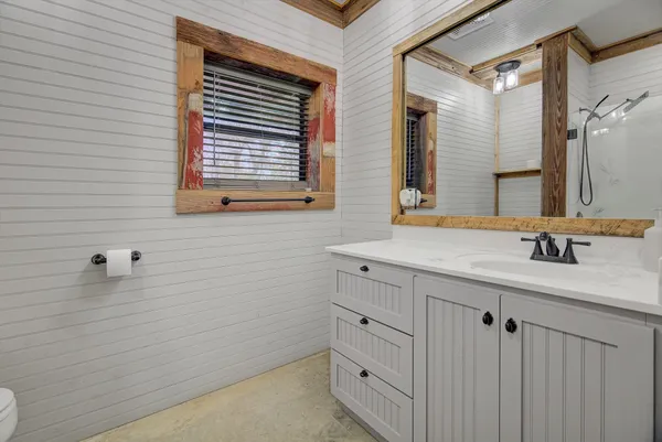 $389,900 | 22546 Highway 321, Cleveland, TX 77327