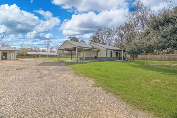$389,900 | 22546 Highway 321, Cleveland, TX 77327