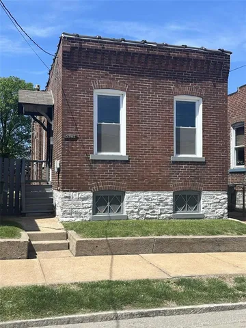$163,000 | 2907 Brannon Avenue, St. Louis, MO 63139