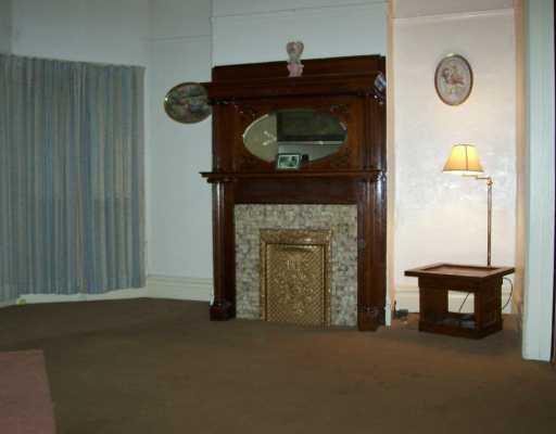 2828 Mt Troy Road Pittsburgh, PA 15212 - Photo 6 of 8 Living Room.