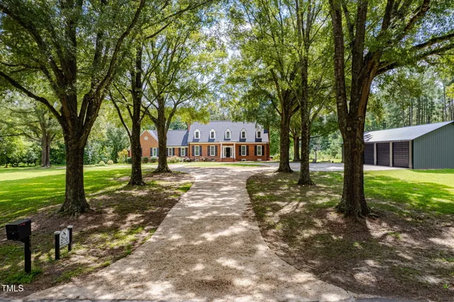 $775,000 | 270 Wiggins Road, Louisburg, NC 27549