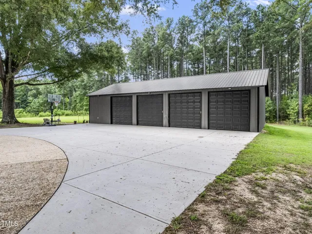 $775,000 | 270 Wiggins Road, Louisburg, NC 27549