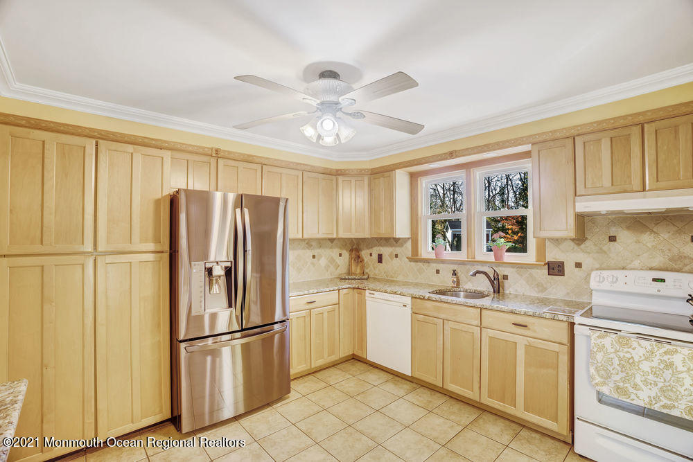 164 Sams Road Jackson, NJ 08527 - Photo 17 of 39 014_dsc00101