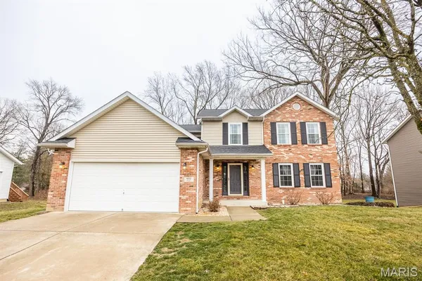 $385,000 | 1102 Illini Drive, O'Fallon, IL 62269