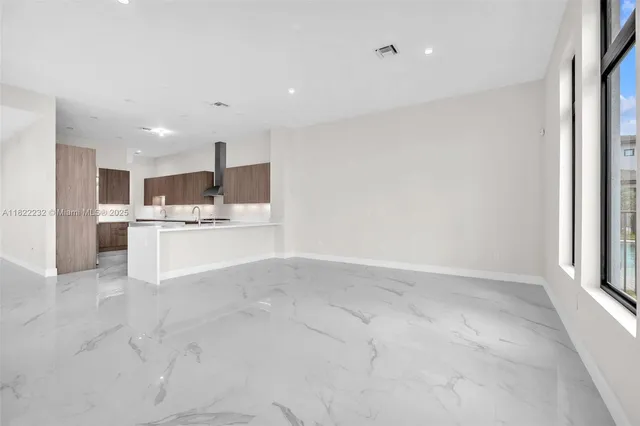 $2,750,000 | 3511 Ashwood Circle, Hollywood, FL 33312