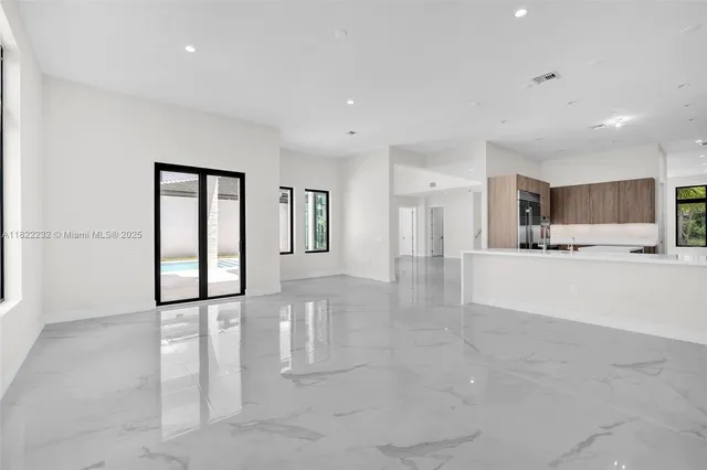 $2,750,000 | 3511 Ashwood Circle, Hollywood, FL 33312