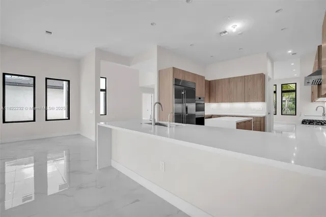 $2,750,000 | 3511 Ashwood Circle, Hollywood, FL 33312