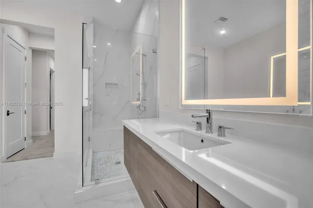 $2,750,000 | 3511 Ashwood Circle, Hollywood, FL 33312