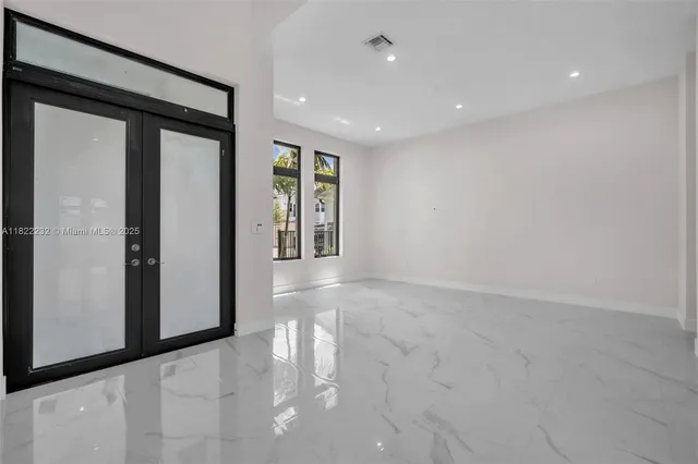 $2,750,000 | 3511 Ashwood Circle, Hollywood, FL 33312