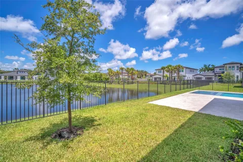 $2,750,000 | 3511 Ashwood Circle, Hollywood, FL 33312
