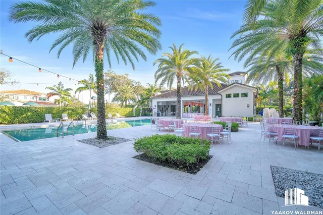 $2,750,000 | 3511 Ashwood Circle, Hollywood, FL 33312