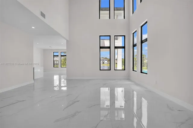 $2,750,000 | 3511 Ashwood Circle, Hollywood, FL 33312