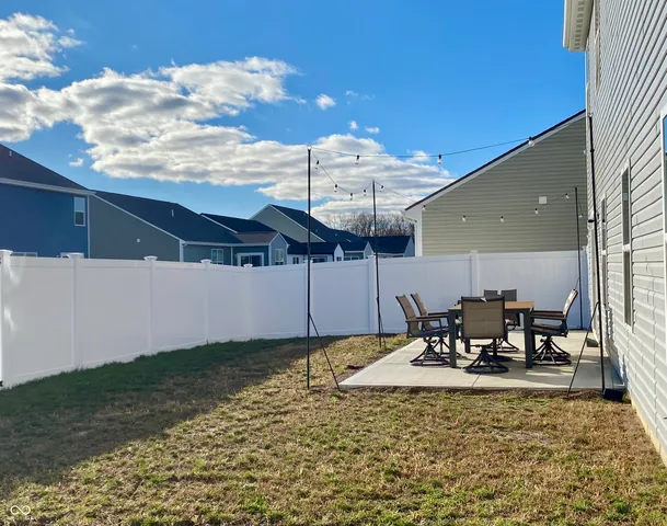 $350,000 | 833 Lando Crk Drive, Kokomo, IN 46902